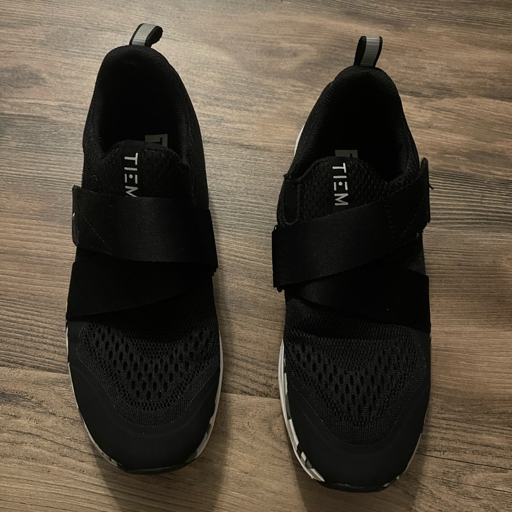 TIEM cycling shoes with clips